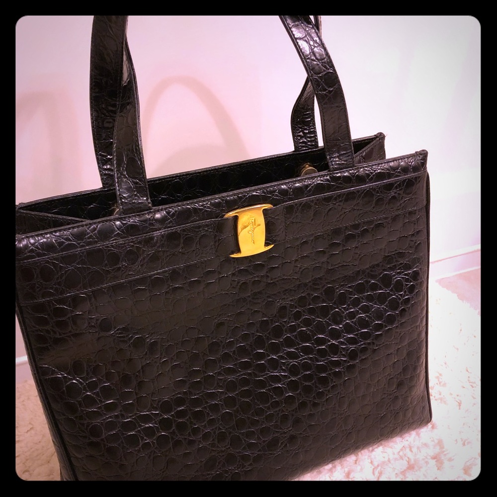 Ferragamo shoulder tote bag